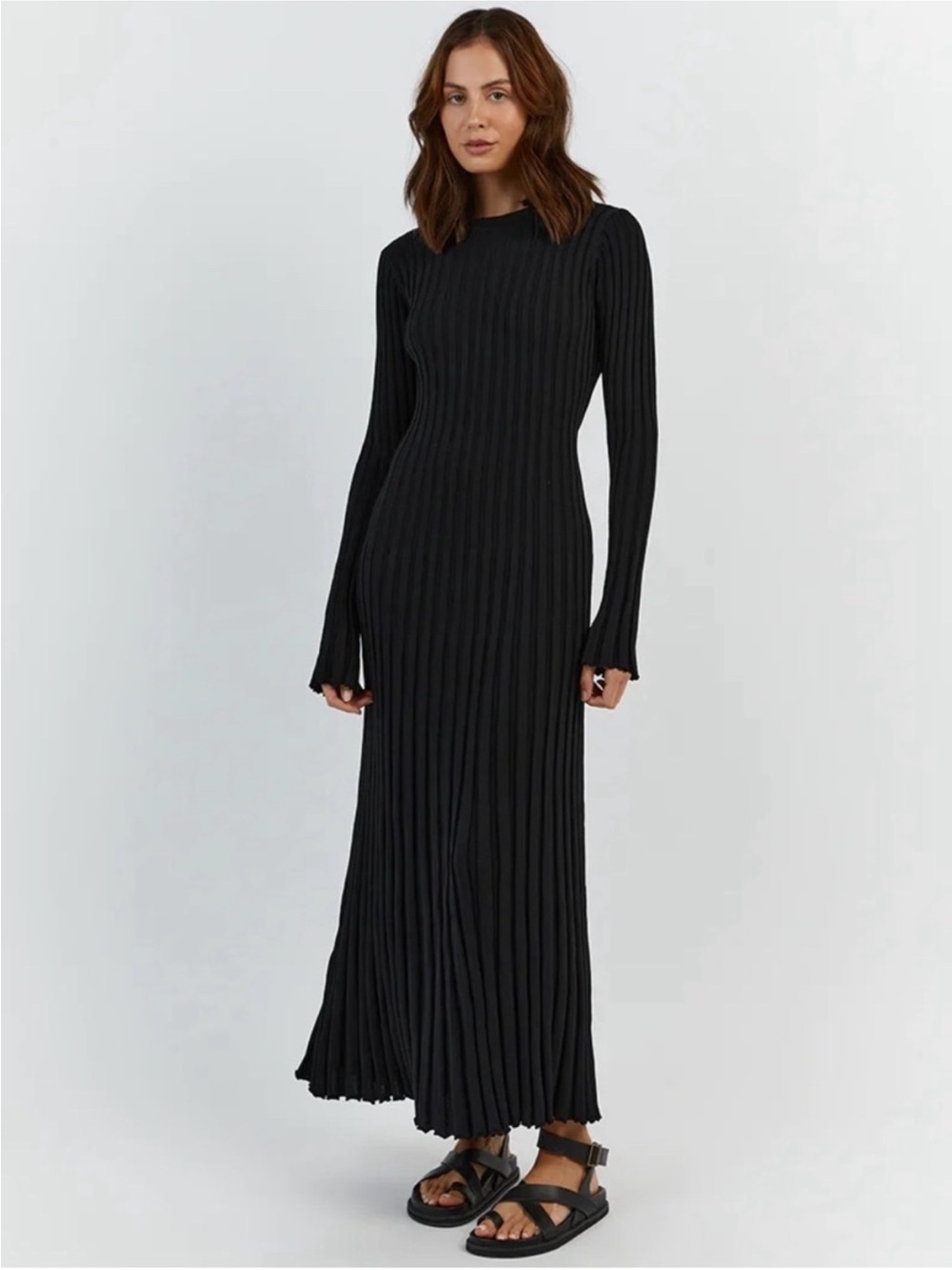 DISSH Black Ribbed Long-Sleeve Maxi Dress